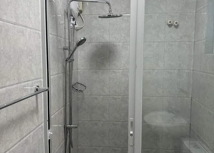 Kuya And Kambal's 1 Bedroom 1 Bath Appartement Manille